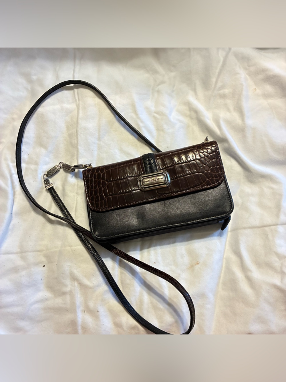 Brighton Brown Croc-Embossed Leather Crossbody Wallet